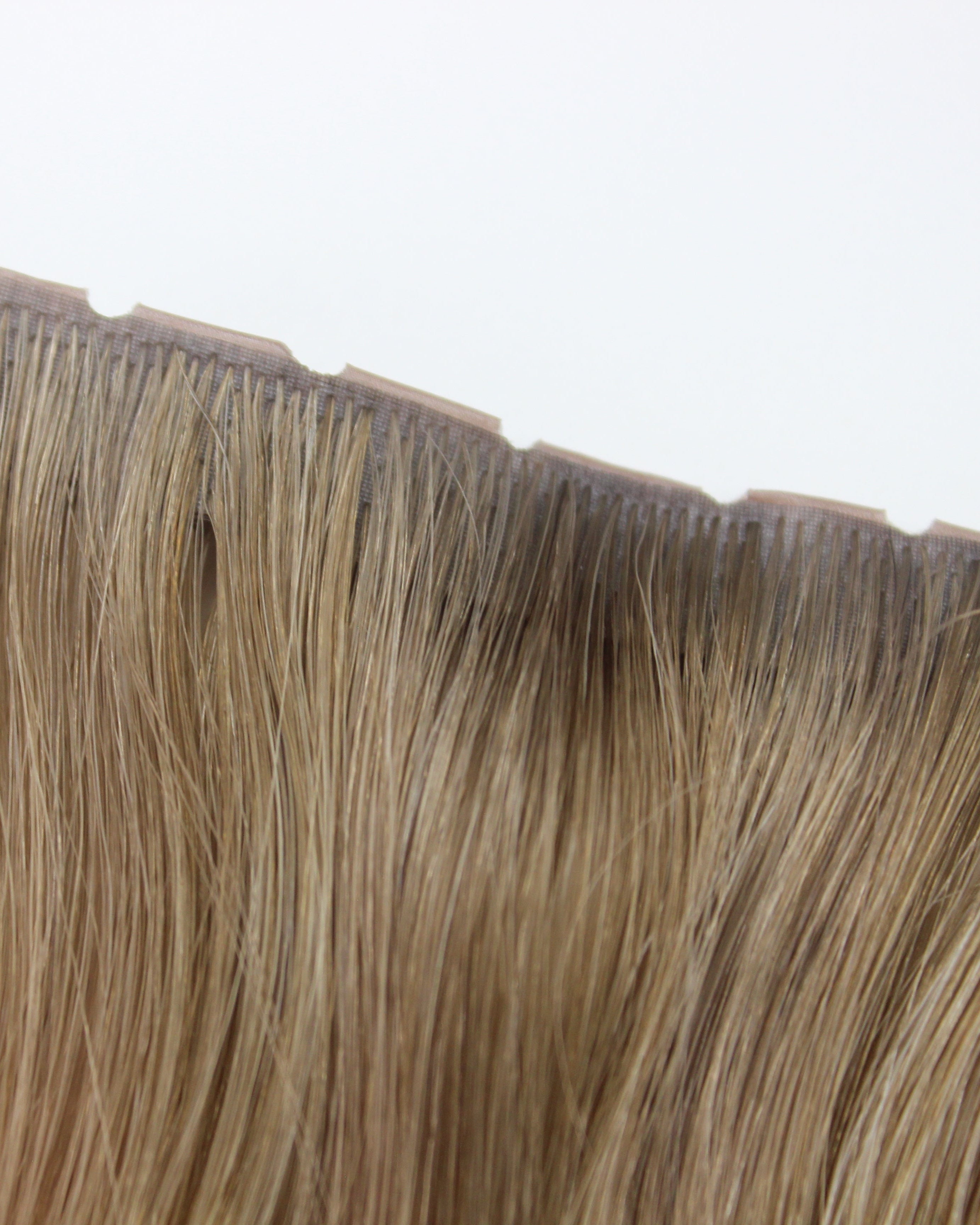 Butterfly Weft Färg: Varm Balayage blond / brun - CINNAMON SWIRL 60g 58cm