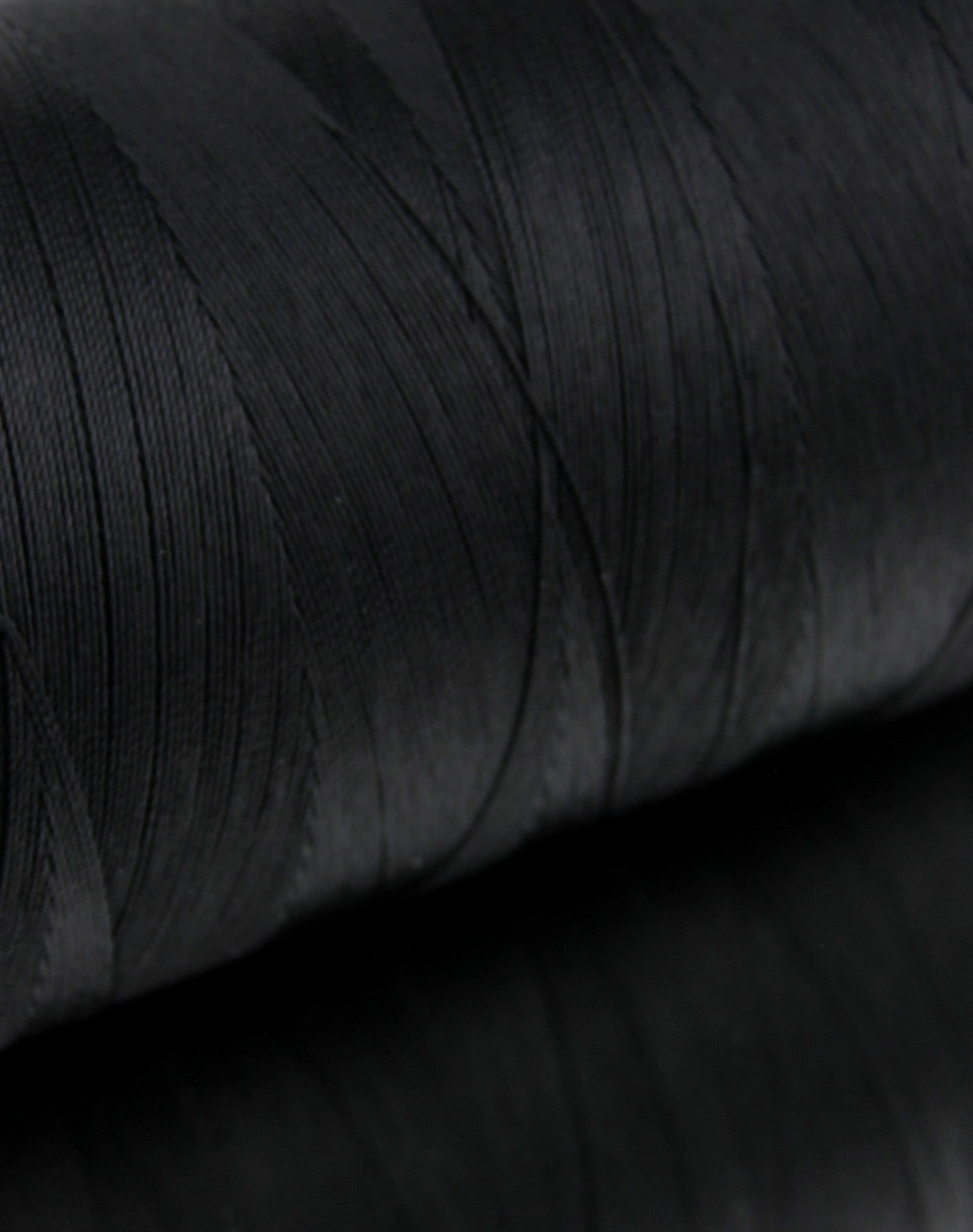 Bombshells - Weft Thread 1372m BLACK 100% Nylon